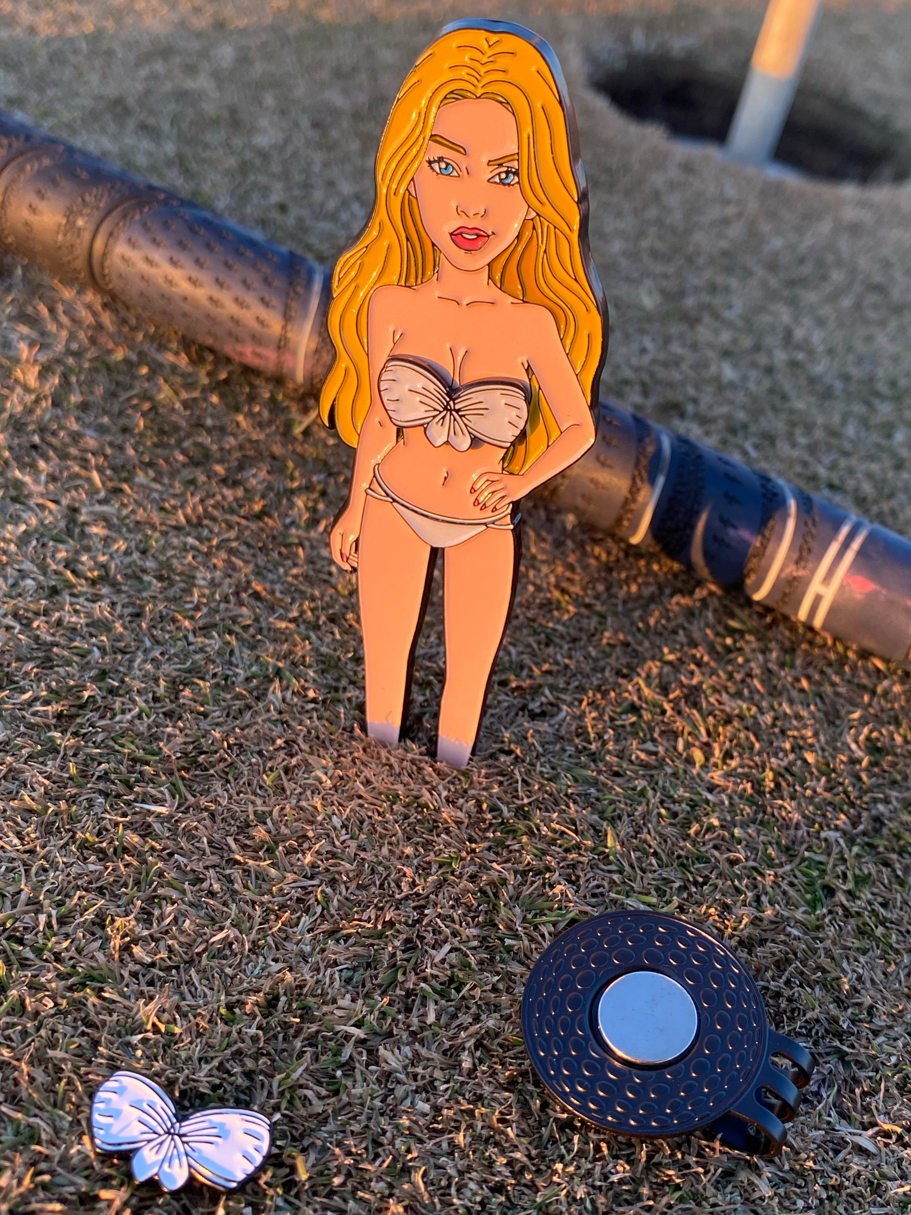 Topless Bikini Girl Divot Tool Gift Set Blonde