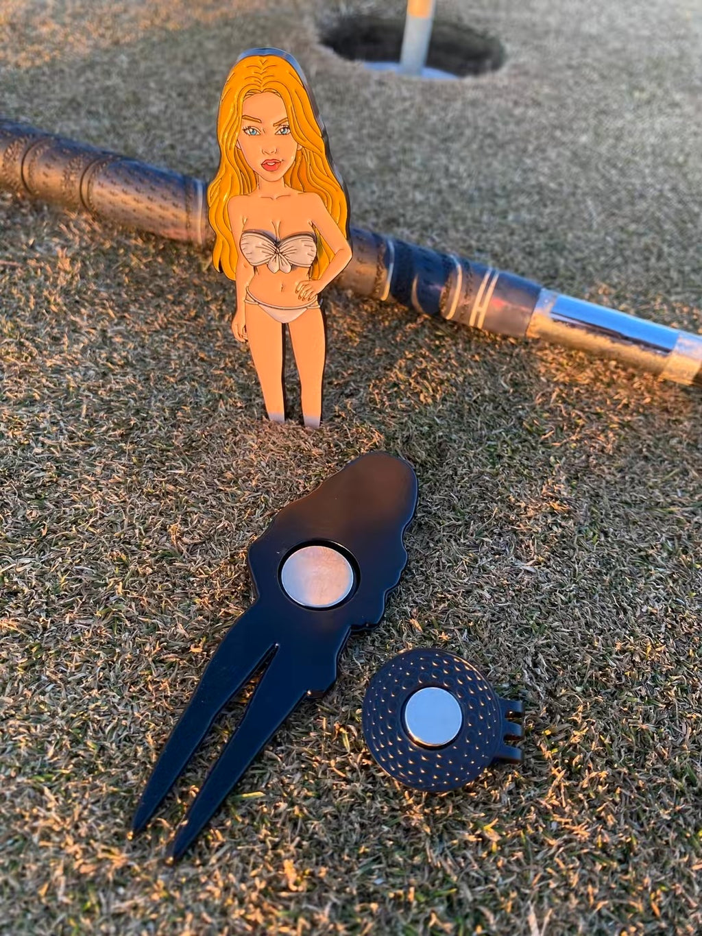 Topless Brunette Golf Divot Tool Gift Set Removable Bikini Top magnetic Ball Marker